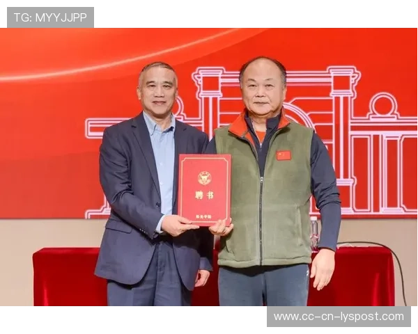国际举重协会推行教练员心理健康支持项目，国家举重队体能教练