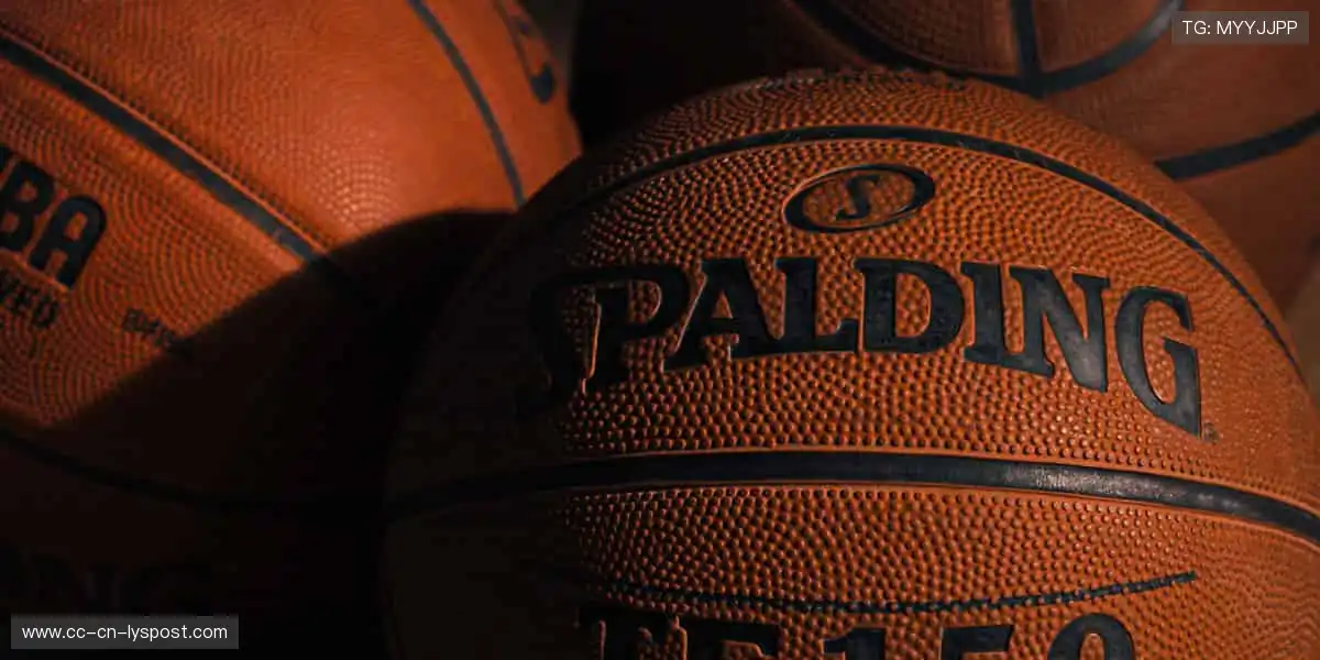 🎁 球迷专属，品质之选！周边好物，让热爱触手可及！